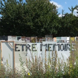 Être Mémoire- Être Clef ? - Détail d'Un Labyrinthe Pour le temps Révolu - au CAES, Ris Orangis (91) - [bhâ dit Hoô dit béné dit Melle Bureau] 