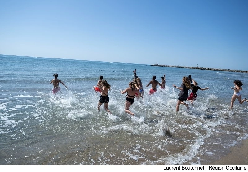 Garantir des vacances pour toutes les familles, une volonté affirmée en Occitanie 